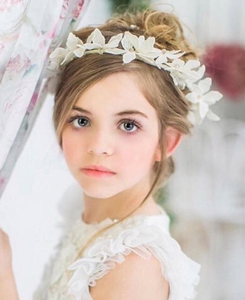 A stunning piece for every member of the bridal team! How gorgeous is this  little flower girl in our Sienna Headpiece. We cater to all…